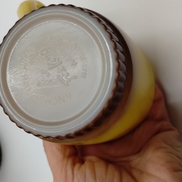 Anchor Hocking Fire King Coffee Mugs MCM Yellow Gold and Avocado Green Set of 4 - Picture 8 of 8